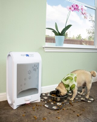 EyeVac Pet Touchless Canister Vacuum, Bagless, White (EVPETPW)
