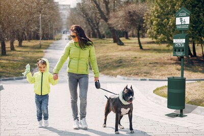 Furloo Steel Outdoor Pet Waste Station Kit with Foot Pedal & Roll Bag Dispenser, 11.5 Gallon, Green (FLO11R-S-G)