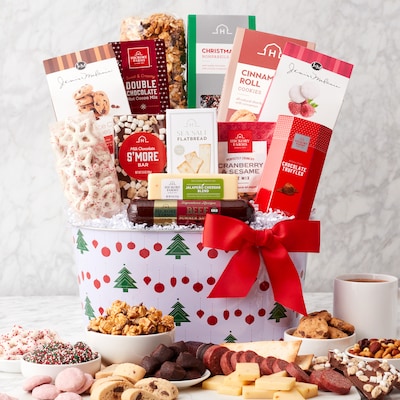 Hickory Farms Deluxe Merrymaker Gift Basket