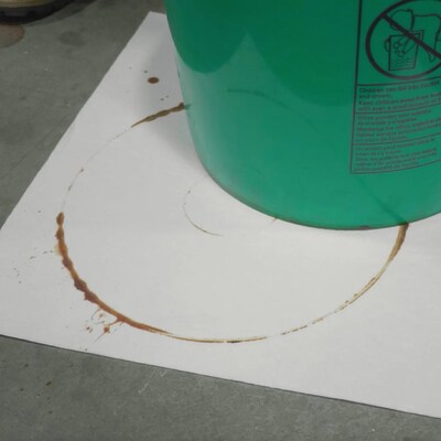 Quick Dam Multipurpose Absorbent Pads, 18", Up to 18 Gal., 100/Box (PUCH100)