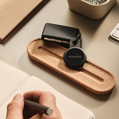 Chipolo LOOP Bluetooth Tracker, Charcoal, 4/Pack (RSO.0000007)