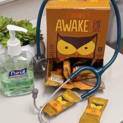 Awake Caffeinated Caramel Milk Chocolate Bites, 0.58 oz., 50 Pieces/Box (00453U)