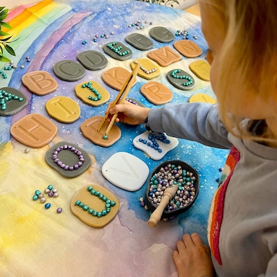 Yellow Door Feels-Write Uppercase Letter Stones, Assorted Colors, 26/Set (YUS1062US)