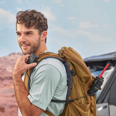 Cobra Remote Handheld 2.5-mm Speaker Microphone for Select Cobra Two-Way Radios, Black (0010119-1)