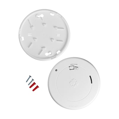 First Alert Battery Powered Smoke Alarm (FAT1046747)