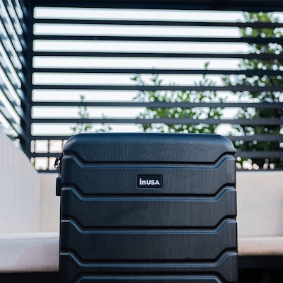 InUSA Trend 24" Hardside Suitcase, 4-Wheeled Spinner, TSA Checkpoint Friendly, Black (IUTRE00M-BLK)