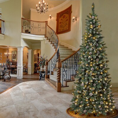 National Tree Company Oakley Hills Artificial Christmas Trees (OAK8-304L-75)