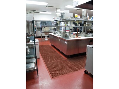 NoTrax San-Eze II Anti-Fatigue Mat, 39" x 29.25", Red (T11S3929RD)