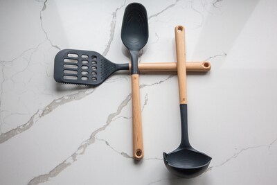 Jeanne Fitz 12 function/3pc Kitchen Tool – measure, strain, slice and more