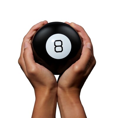 Mattel Magic 8-Ball, Black/White (30188)