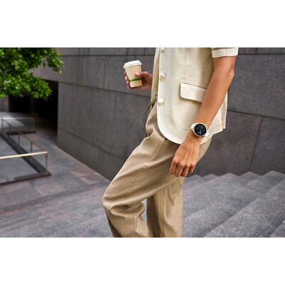 Garmin Venu 4 Fitness Smartwatch, GPS, 41mm, Bone Silicone Band (010-03013-00)