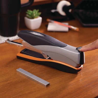 Swingline Optima 40 Reduced Effort Desk Stapler, 40-Sheet Capacity, Silver/Black (87845)