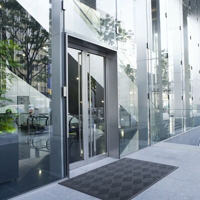 Coastwide Professional™ Commercial Wiper/Scraper Floor Mat, 4' x 6', Charcoal (CW23071)