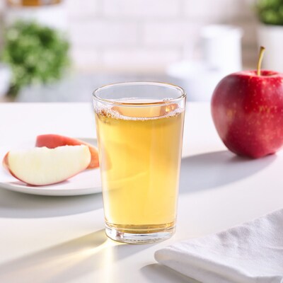 Mott's 100% Original Apple Juice, 8 oz., 24/Pack (220-02660)