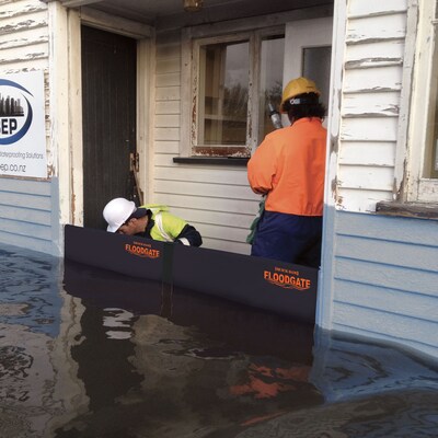 Quick Dam 2-Way Flood Gate Extenders (QDFGSTAN)