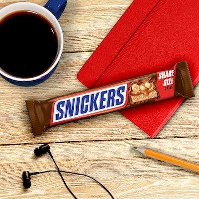 Snickers Share Size Milk Chocolate Candy Bars, 3.29 oz., 24/Box (MMM32252)