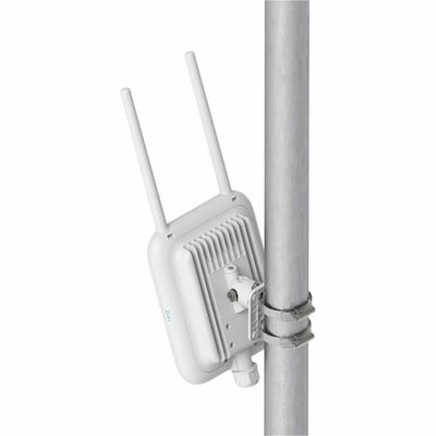 Ubiquiti U7 Pro 802.11be 5700 Mbps Tri-Band PoE WiFi 7 Access Point, White (U7-PRO-OUTDOOR-US)