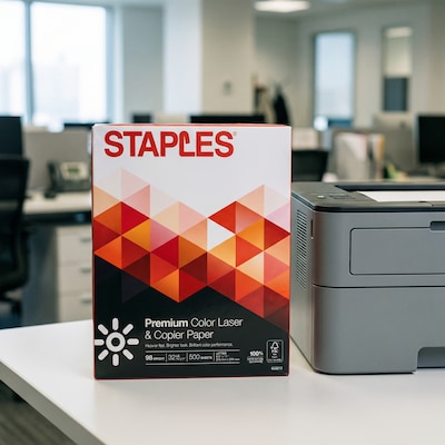 Staples 8.5 x 11 Laser Paper, 32 lbs., 98 Brightness, 500/Ream (85047 / 86047)
