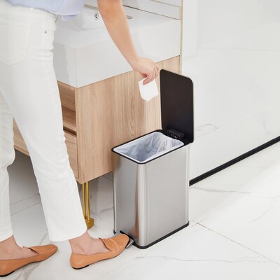 NineStars Stainless Steel Indoor Step-On Trash Can, 2.6 Gallons, Silver (XZD-10-88)