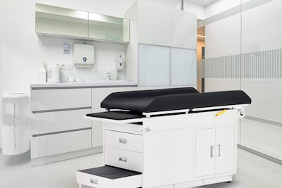 Viva Comfort Pediatric Exam Table with Step Stool & Storage, 500 lbs. Capacity, Black, (ADI996-09-PMB-BLK-MK)