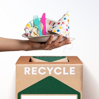 TerraCycle Cardboard Dining Disposables and Party Supplies Zero Waste Box, 21 Gallon, Natural Kraft (CS28-M)