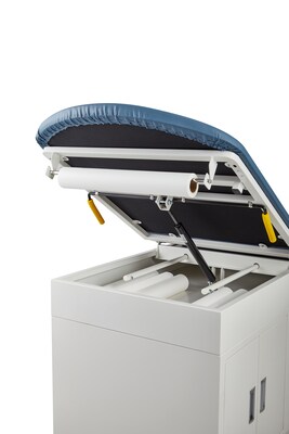 Viva Comfort 225' x 18" Exam Table Paper, Smooth, 12/Pack (ADIME916-S-18-MK)