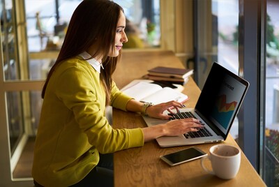 3M Anti-Glare Privacy Filter for 16" Laptop, 16:10 (BP160W1B)