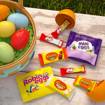 Hershey Assorted Chocolate Candy Variety Bag, 35.23 oz., 90 Pieces (HEC46179)