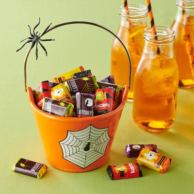 Herchey's Miniatures Assorted Chocolate Candy Bag, 30.9 oz. (HEC21665)