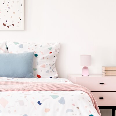 Simple Designs Table Lamp, Light Pink (LT1134-LPK)