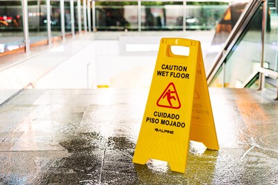 Alpine Industries 24 in. A-Frame Multilingual Caution Safety Wet Floor Sign, Yellow, 10 Pack (ALP499-10)