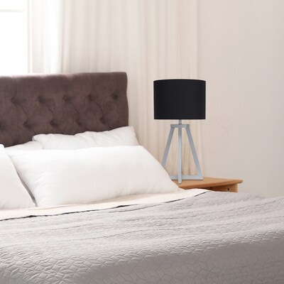 Simple Designs Interlocked Triangular Gray Wood Table Lamp with Black Fabric Shade (LT1069-GYB)