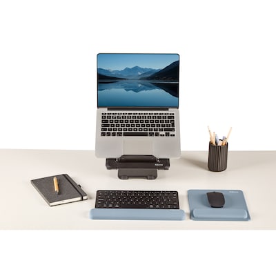 Fellowes Breyta Foam Mouse Pad/Wrist Rest Combo, Blue (100145421)