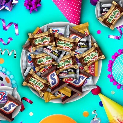 Mars Minis Party Size Variety Chocolate Bars , 35.24 oz., 125 Pieces/Bag, 2/Bundle (MMM57640)
