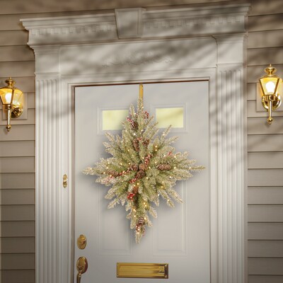 National Tree Company 32 Snowy Dunhill Fir Bethlehem Star with Battery Operated LED Lights (DUF3-301-32STB1)