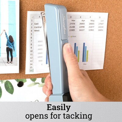 Swingline 747 Classic Desktop Stapler, 20-Sheet Capacity, Staples Included, Sky Blue (74708)