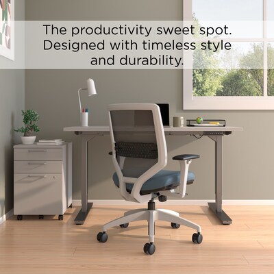 Union & Scale™ Lewis Ergonomic Mesh Swivel Computer and Desk Chair, Carolina (UN55656-CC)