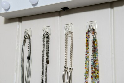 Command™ Mini Hooks Value Pack, Clear, 18 Hooks (17006CLR-VP)