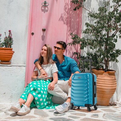 InUSA Endurance 20" Hardside Carry-On Suitcase, 4-Wheeled Spinner, TSA Checkpoint Friendly, Teal (IUEND00S-TEA)