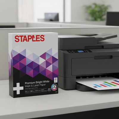 Staples 8.5" x 11" Laser Paper, 28 lbs., 98 Brightness, 500/Ream (733333)
