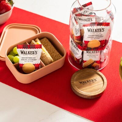 Walker's Shortbread Highlanders All-Butter Shortbread Cookies, 1.4 oz, 18/Pack (WKR01176)