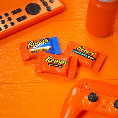 Reese's Snack Size Assorted Flavored Peanut Butter Cups Candy Party Pack, 23.1 oz. (34000464630)
