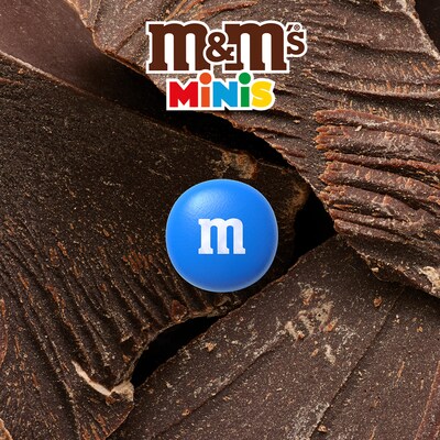M&M's Minis Milk Chocolate Pieces, 1.08 oz., 24/Box (209-00061)