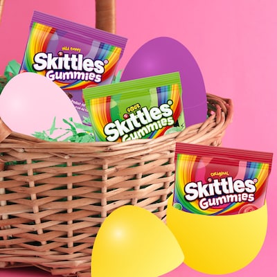 Skittles Gummies Fun Size Easter Candy Variety Bag, Assorted Flavors, 45 Pouches/Bag (MMM33063)