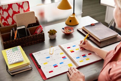 Post-it Flags Value Pack, .94" Wide, Assorted Colors, 200 Flags/Pack plus Flag + Highlighter (680-RYBGVA)