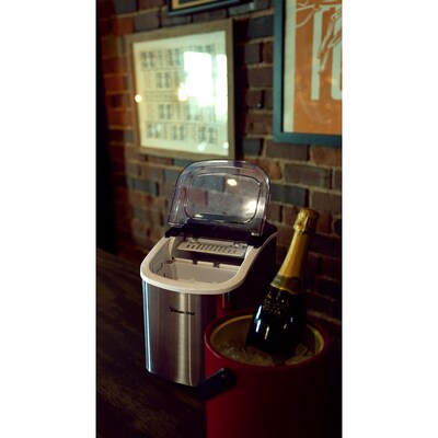 Magic Chef Portable Countertop Ice Maker, 27 Lbs. per Day, Stainless Steel (MCIM27ST)