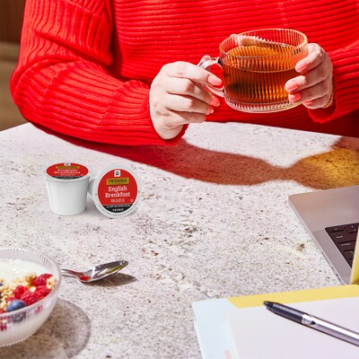 Twinings English Breakfast Black Tea, Keurig® K-Cup® Pods, 24/Box (TNA85780)