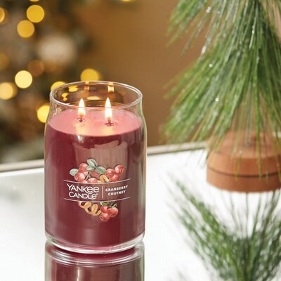 20 oz Yankee Signature Large Jar Candle - Cranberry Chutney