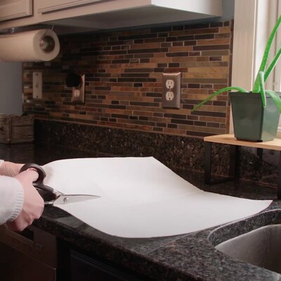 Quick Dam Multipurpose Absorbent Pads, 18", Up to 18 Gal., 100/Box (PUCH100)