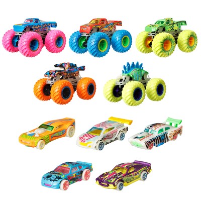 Hot Wheels Monster Trucks Glow in the Dark Collection, Assorted Colors (HCB57)